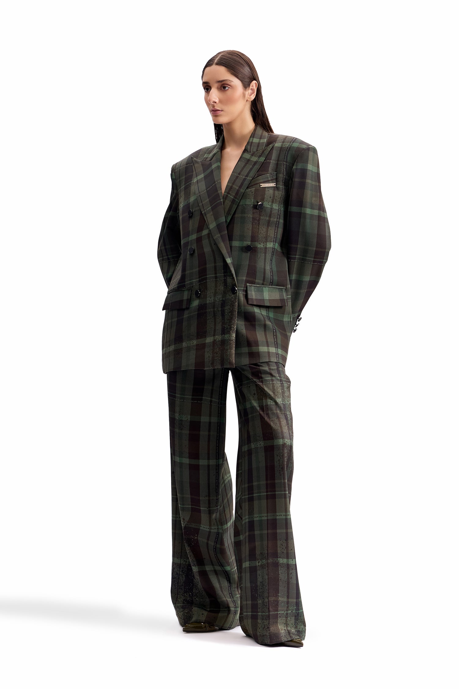 Suits Luxe